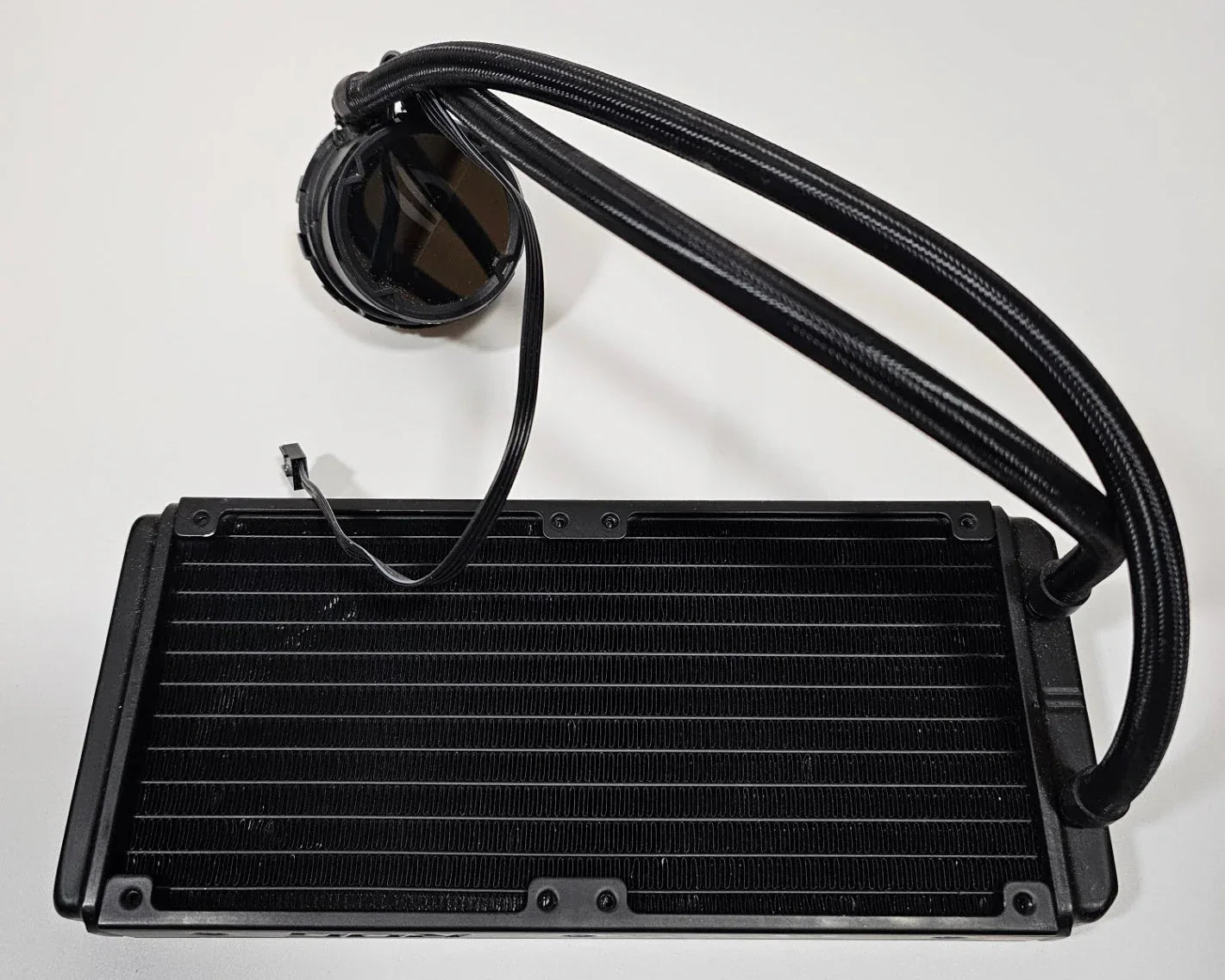 ASUS ROG Strix LC II 240 – AIO Liquid CPU Cooler (240mm Radiator) - TechTastic Treasures