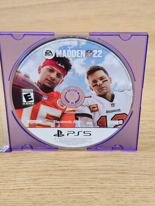 Madden NFL 22 (PS5) – Used