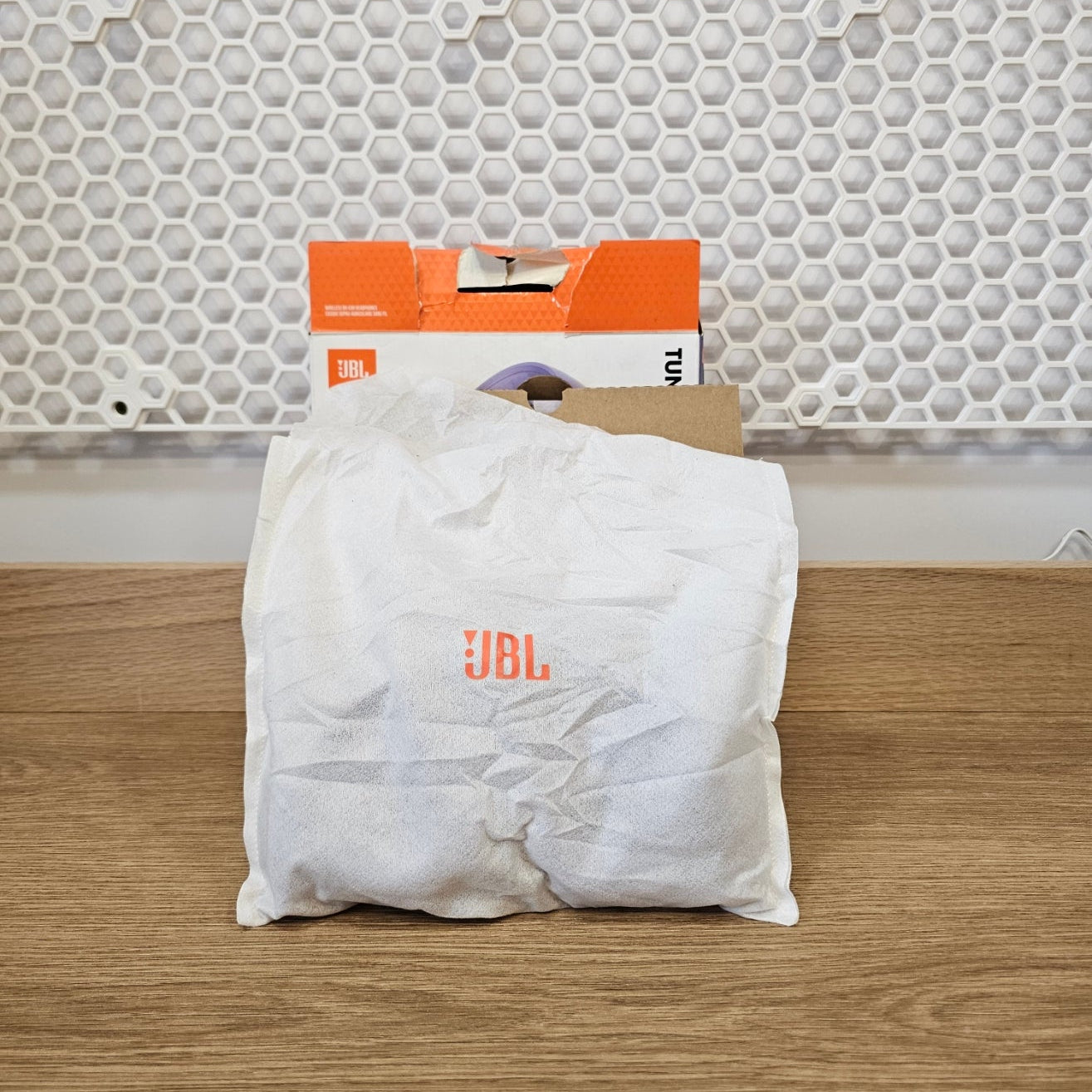 JBL Tune 520BT Wireless Bluetooth Headphones Purple – Open Box – Bluetooth 5.3, 57-Hour Battery