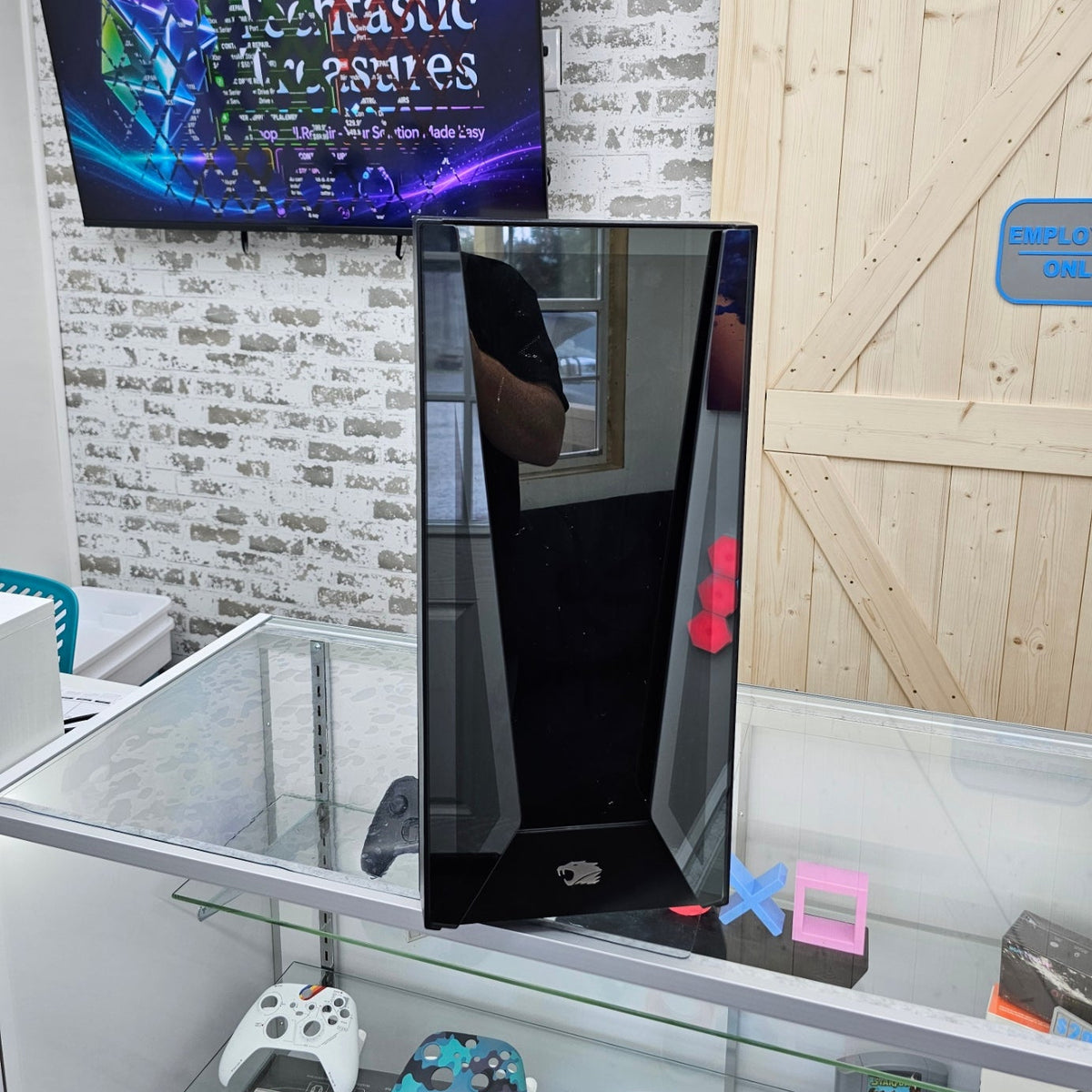 Custom Gaming PC Ryzen 7 5700 RTX 4060 8GB 16GB RAM 1TB NVMe SSD Windows 11 RGB Desktop