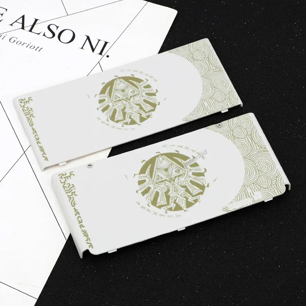 Black | White DIY AE Faceplate Set for New Nintendo 3DS - TechTastic Treasures