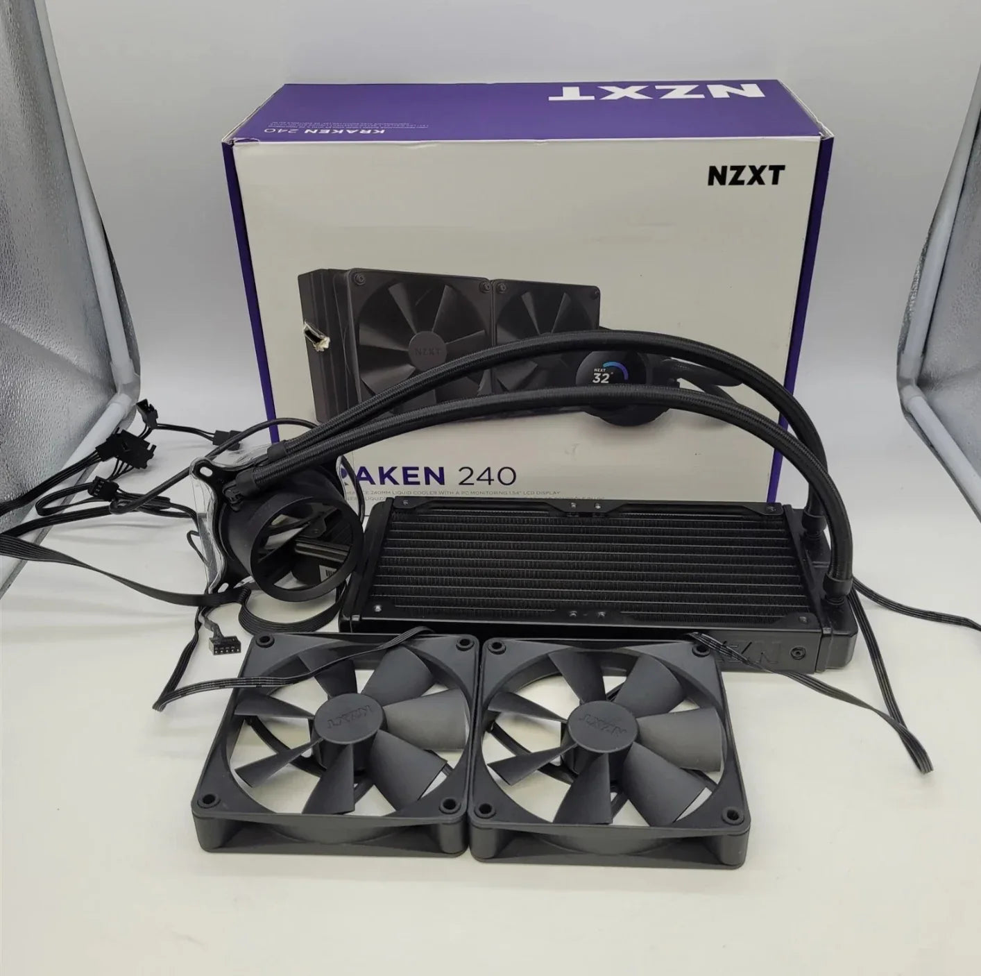 NZXT Kraken Liquid CPU Cooler 240mm LCD Display Matte Black - TechTastic Treasures