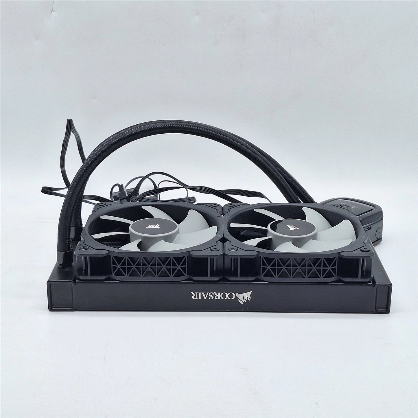 Corsair iCUE H100i RGB Pro XT 240mm AIO Liquid CPU Cooler – No Mounting Hardware