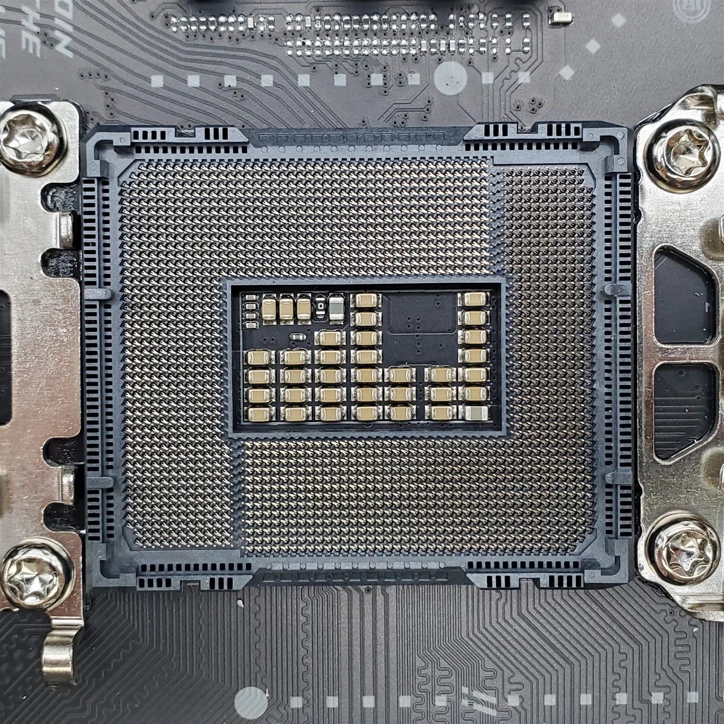 ASUS ROG Strix Z790-F Gaming Wi-Fi 6E Motherboard – Used