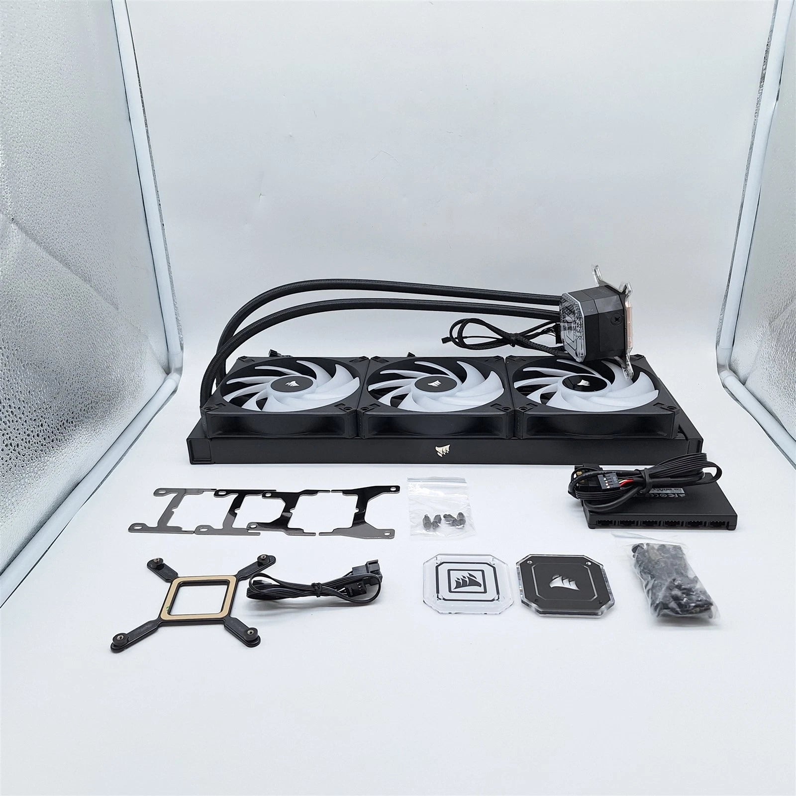 CORSAIR iCUE H170i ELITE CAPELLIX XT – Open Box